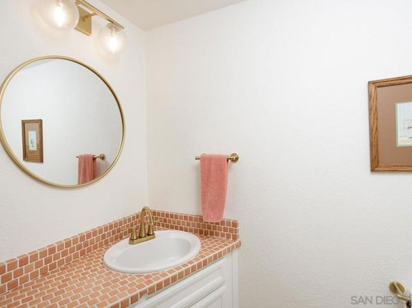 2364 Altisma Way A, Carlsbad CA 92009