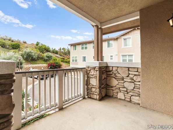 3042 Cole Grade Dr, Santee CA 92071