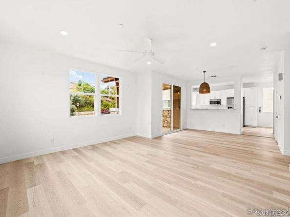 3042 Cole Grade Dr, Santee CA 92071