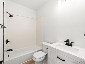 3042 Cole Grade Dr, Santee CA 92071