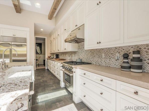 4847 Nelson Ct, Carlsbad CA 92010