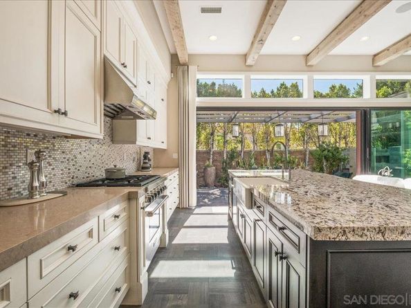 4847 Nelson Ct, Carlsbad CA 92010