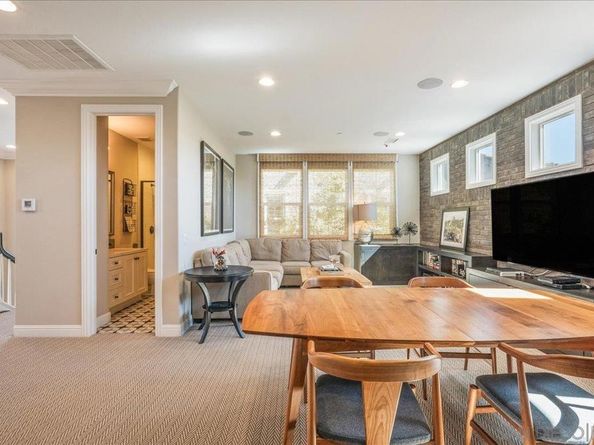 4847 Nelson Ct, Carlsbad CA 92010