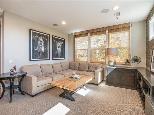 4847 Nelson Ct, Carlsbad CA 92010
