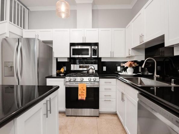 1277 Kettner Blvd 102, San Diego CA 92101