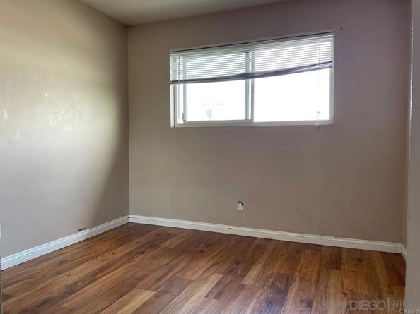 4875 Cole St 69, San Diego CA 92117