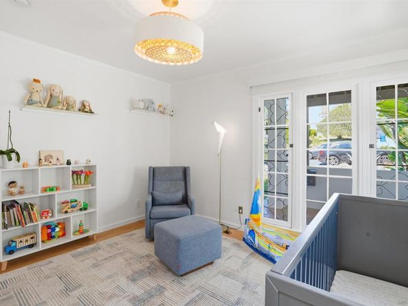 3234 Lowry Rd, Los Angeles CA 90027