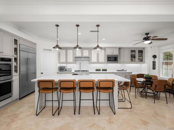 2814 Rambling Vista Rd, Chula Vista CA 91915