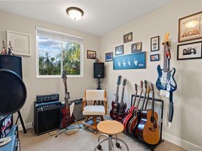 17117 Tallow Tree Lane, San Diego CA 92127