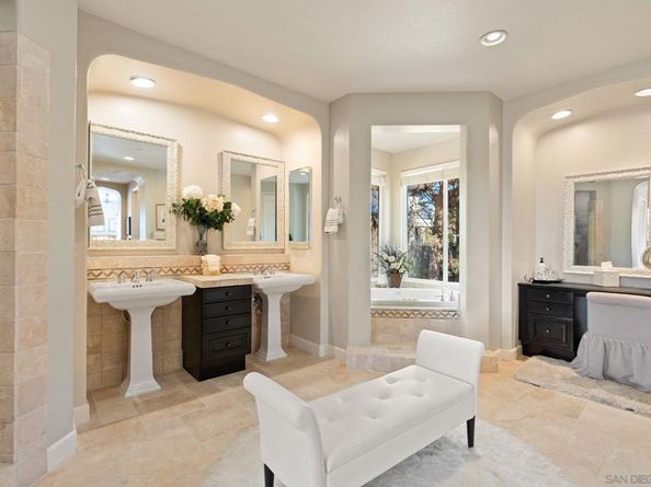 17117 Tallow Tree Lane, San Diego CA 92127