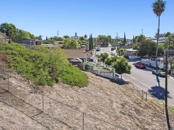 4025 C Street, San Diego CA 92102