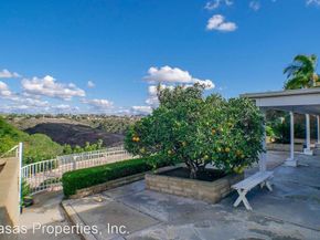2841 Cowley Way, San Diego CA 92110