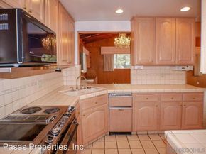 2841 Cowley Way, San Diego CA 92110