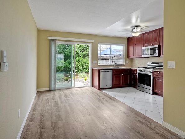 3436 Thunder Dr, Oceanside CA 92056