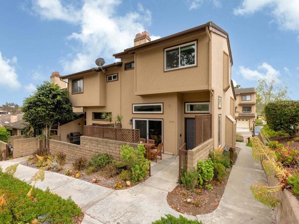 2510 Woodlands Way, Oceanside CA 92054