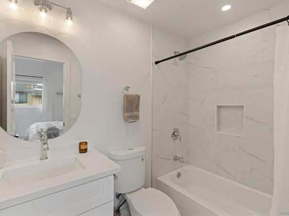 2510 Woodlands Way, Oceanside CA 92054