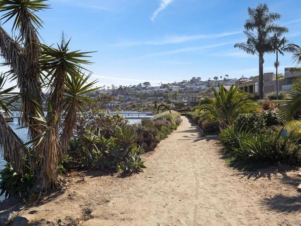 1021 Scott Street 256, San Diego CA 92106