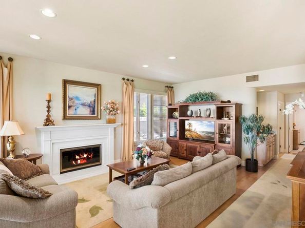 1363 Caminito Batea, La Jolla CA 92037