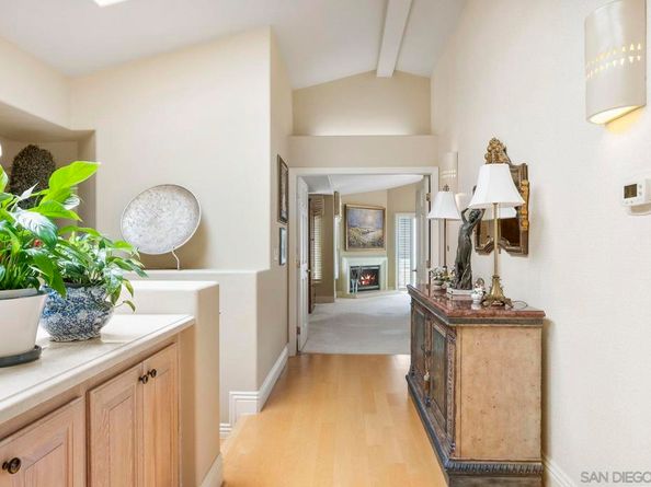 1363 Caminito Batea, La Jolla CA 92037