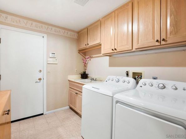 1363 Caminito Batea, La Jolla CA 92037