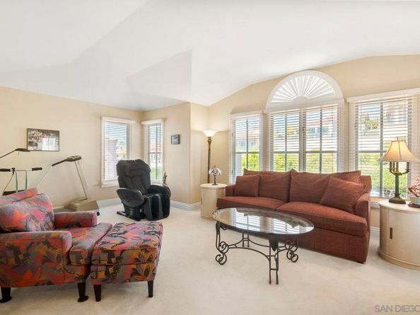 1363 Caminito Batea, La Jolla CA 92037