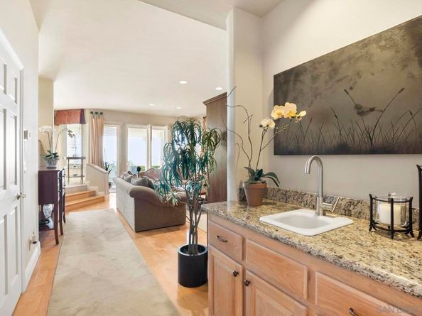 1363 Caminito Batea, La Jolla CA 92037