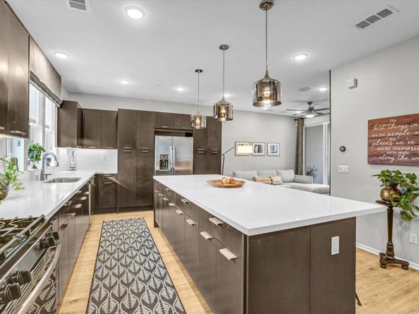 5320 Calle Rockfish 8, San Diego CA 92154