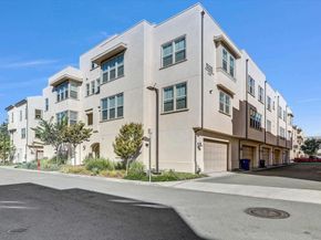 5320 Calle Rockfish 8, San Diego CA 92154