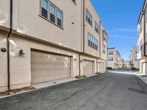 5320 Calle Rockfish 8, San Diego CA 92154