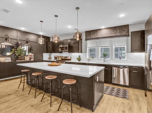 5320 Calle Rockfish 8, San Diego CA 92154