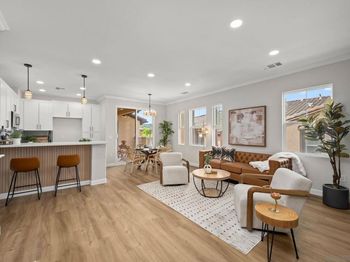 12665 Creekview Dr