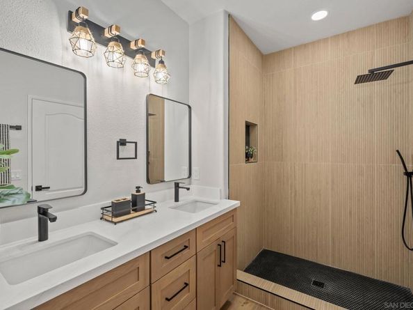 12665 Creekview Dr 140, San Diego CA 92128