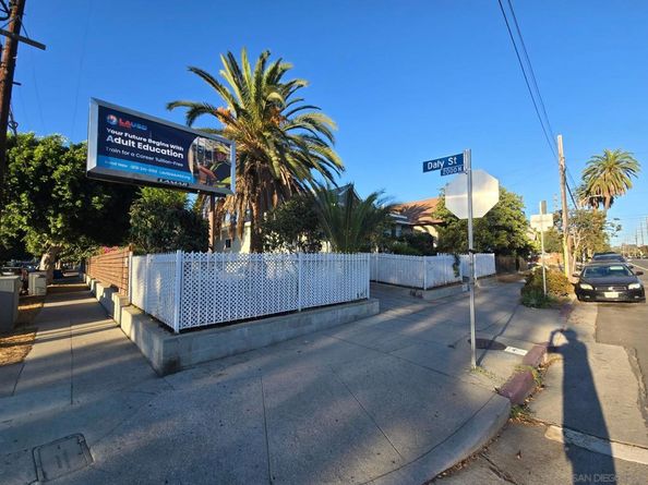 2607 Darwin Ave, Los Angeles CA 90031