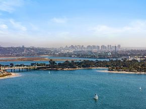 701 Sunset Ct, San Diego CA 92109