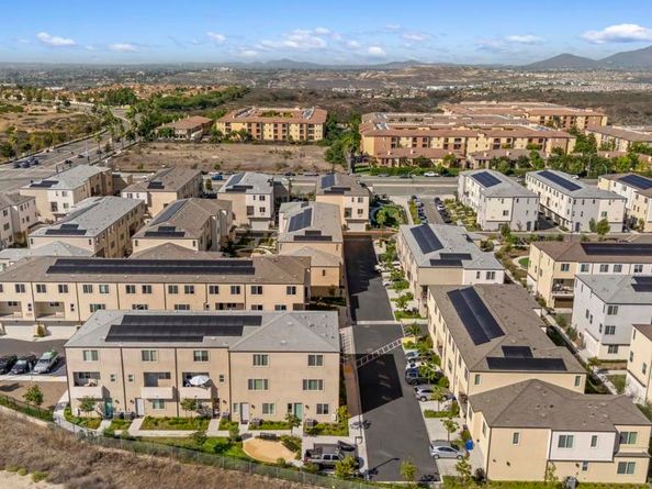 5310 Seacliff Pl 13, San Diego CA 92154