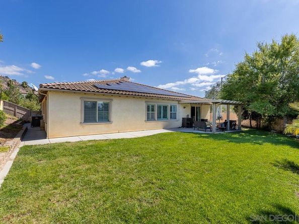 705 Sungold Way, Escondido CA 92027
