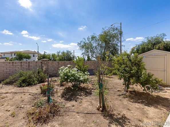 705 Sungold Way, Escondido CA 92027