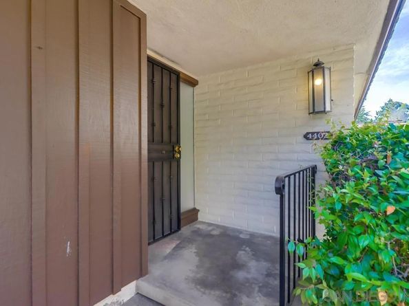 4402 Collwood Ln, San Diego CA 92115