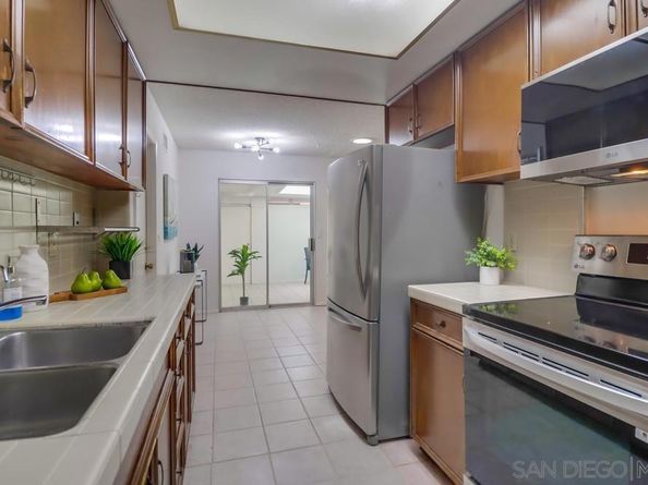 4402 Collwood Ln, San Diego CA 92115