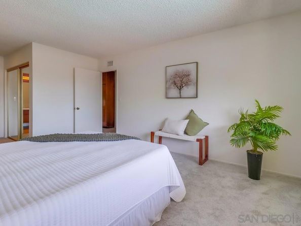 4402 Collwood Ln, San Diego CA 92115