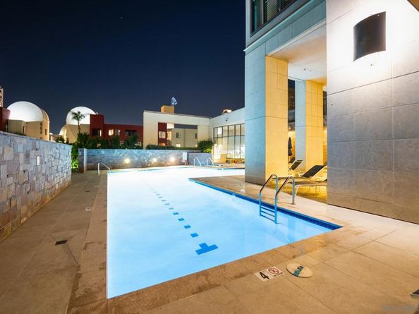 645 Front St 2002, San Diego CA 92101