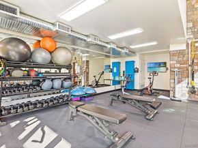 645 Front St 2002, San Diego CA 92101