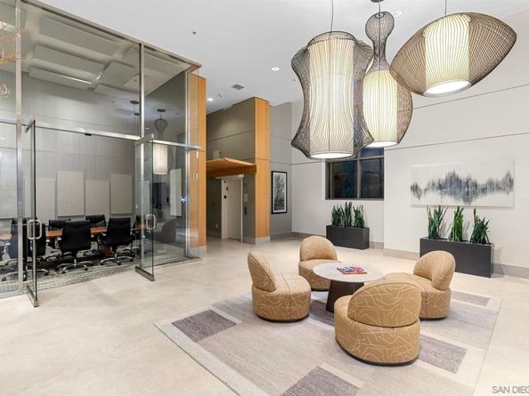 645 Front St 2002, San Diego CA 92101