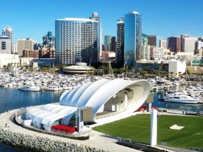 645 Front St 2002, San Diego CA 92101