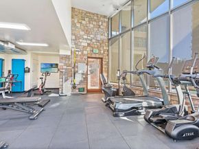 645 Front St 2002, San Diego CA 92101