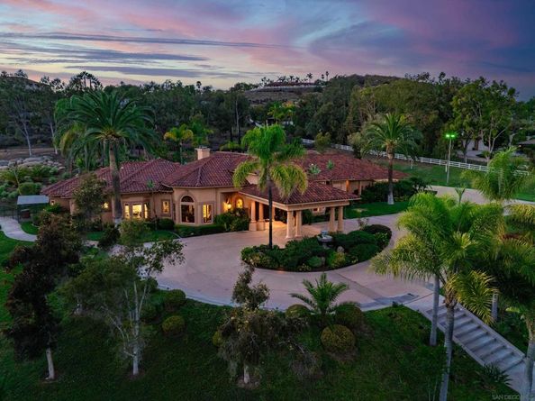 15397 Rock Creek Ln, El Cajon CA 92021