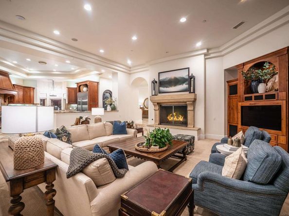 15397 Rock Creek Ln, El Cajon CA 92021