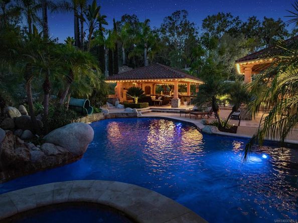 15397 Rock Creek Ln, El Cajon CA 92021