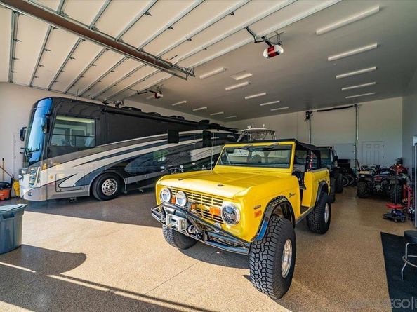 15397 Rock Creek Ln, El Cajon CA 92021