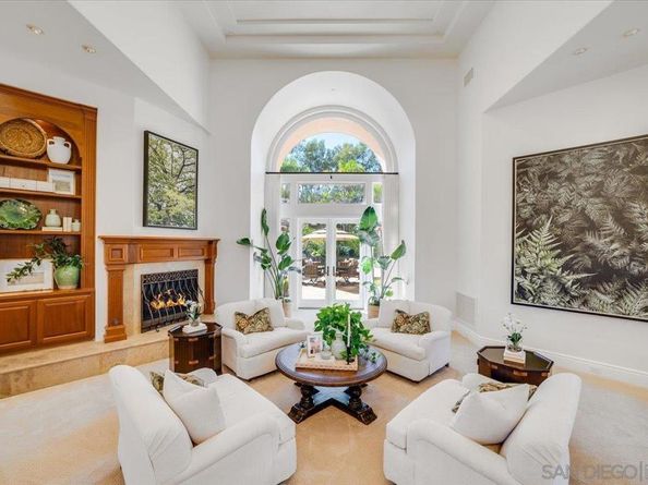 15397 Rock Creek Ln, El Cajon CA 92021